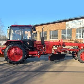 Автогрейдер производства Десны вид сбоку